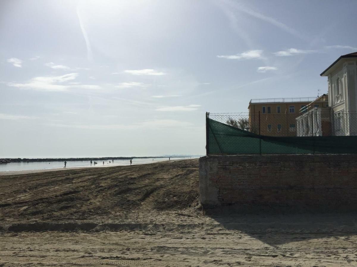 Il Rifugio Del Pescatore Apartment Rimini Exterior foto